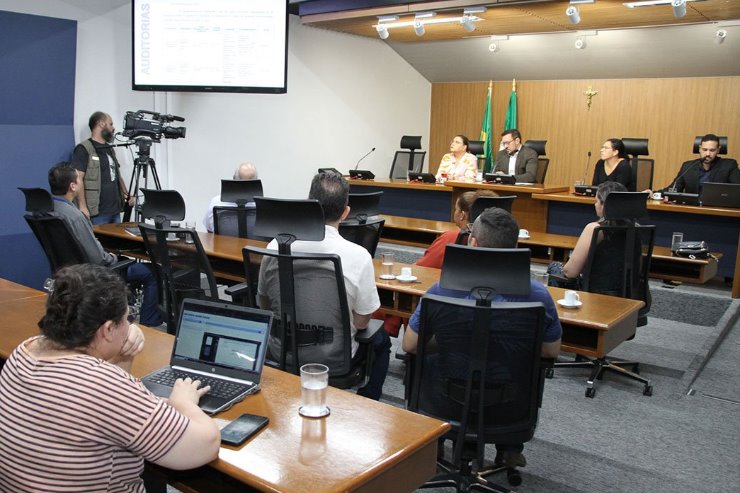 Secretaria Estadual de Saúde presta contas na Assembleia Legislativa sobre investimentos do ano de 2023