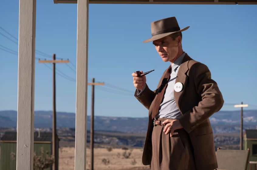 'Oppenheimer' vence como melhor filme e fatura sete prêmios Oscar 2024