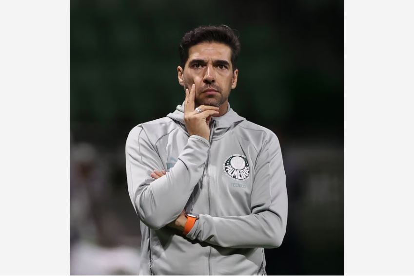Abel Ferreira no jogo entre Palmeiras e Inter de Limeira na segunda rodada do Campeonato Paulista