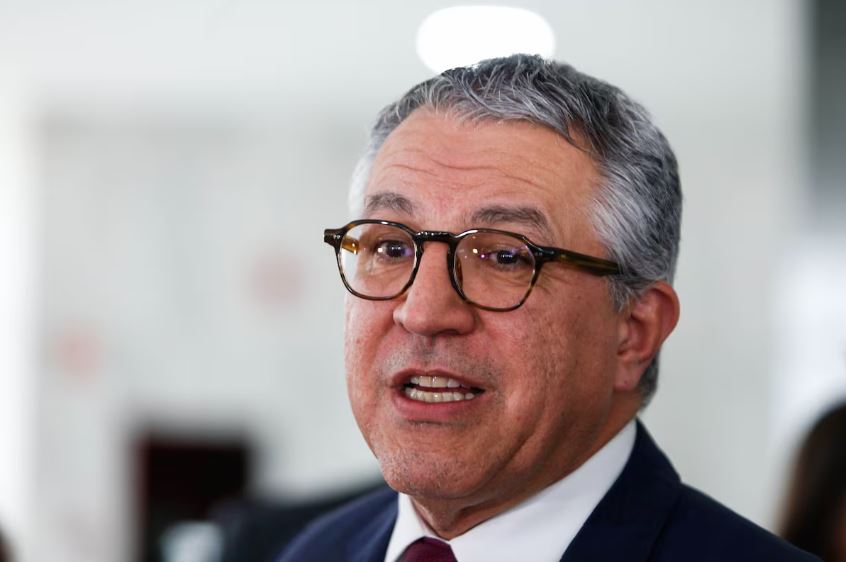 O ministro Alexandre Padilha (Relações Institucionais) se reuniu com representantes da bancada evangélica no Congresso