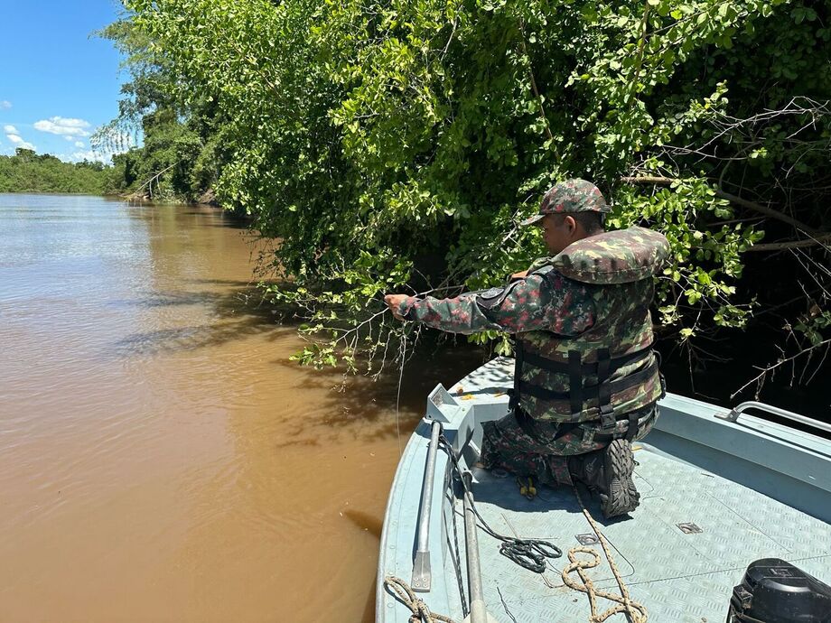Polícia Militar Ambiental do Mato Grosso do Sul (PMA-MS) colocou em prática uma operação de fiscalização intensiva nos rios da bacia do Paraguai