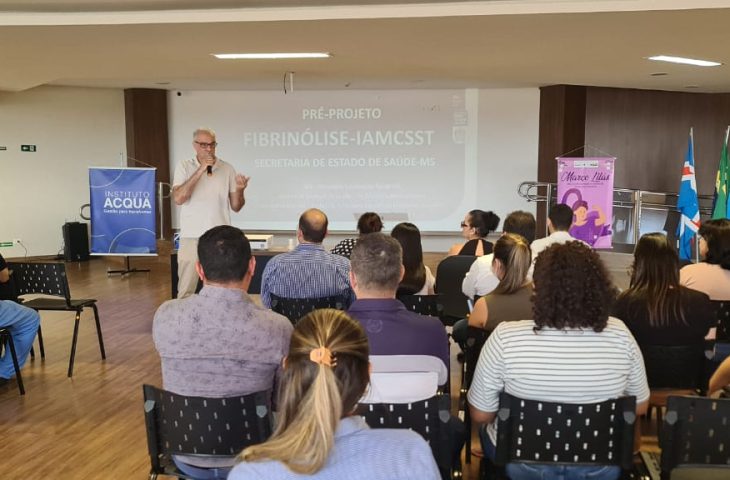 Reunião de alinhamento para implantação do Projeto Fibrinólise IAMCSST (Infarto Agudo do Miocárdio com Supra do Segmento ST) no Hospital Regional da Costa Leste Magid Thomé