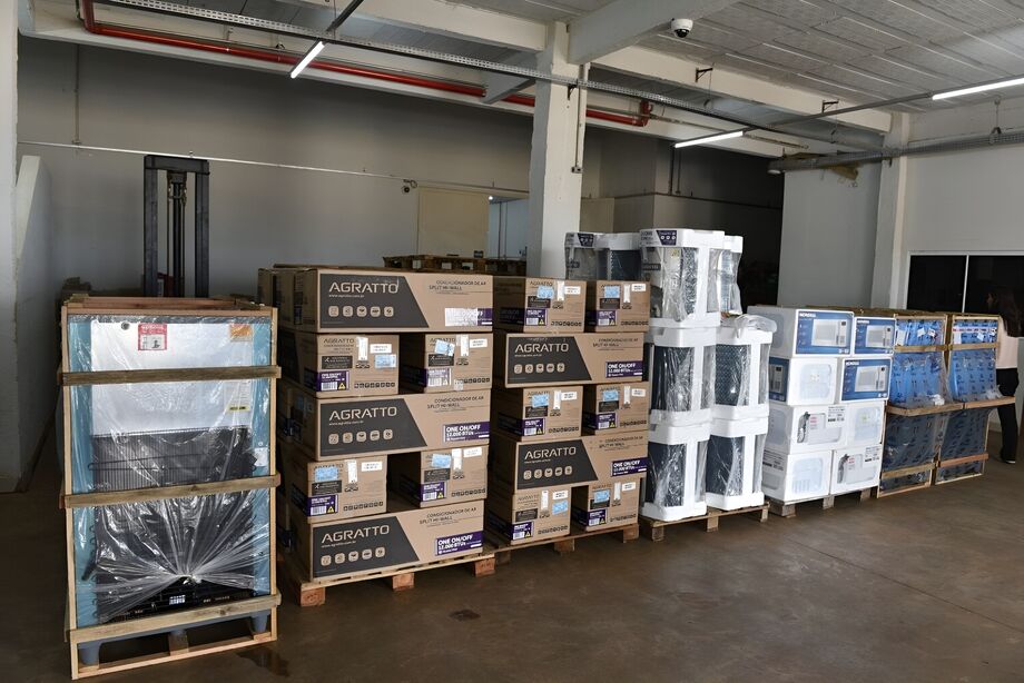 Bebedouros foram entregues