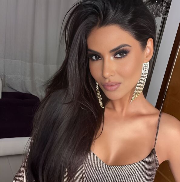 Flávia Noronha