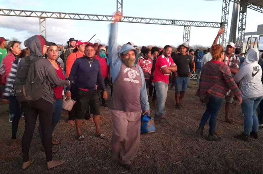 MST volta em invasão de terras da Embrapa em Pernambuco