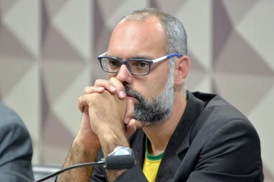 O blogueiro Allan dos Santos durante depoimento na CPMI das Fake News, no Congresso