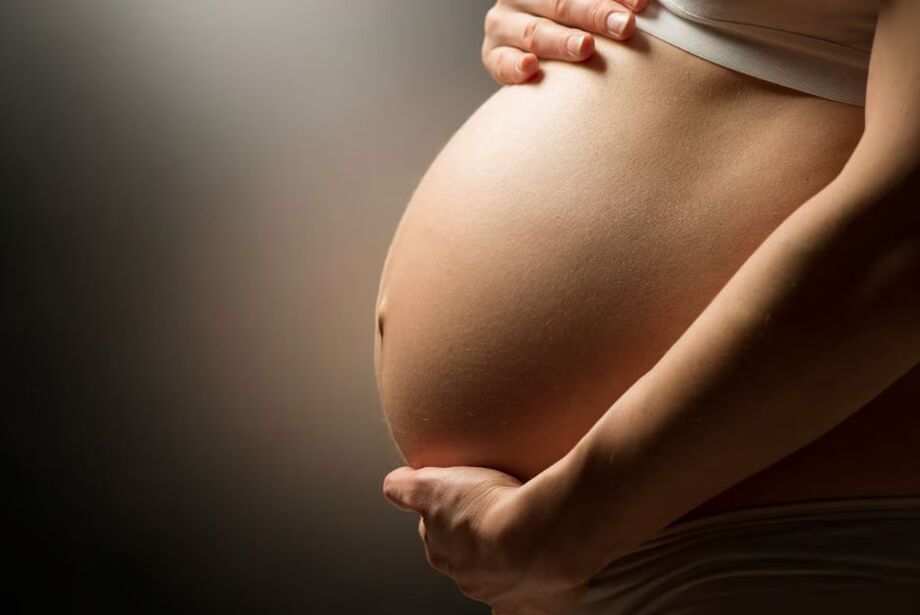Nova resolução do CFM dificulta realização de aborto legal após 22 semanas de gestação resultante de estupro, dizem especialistas
