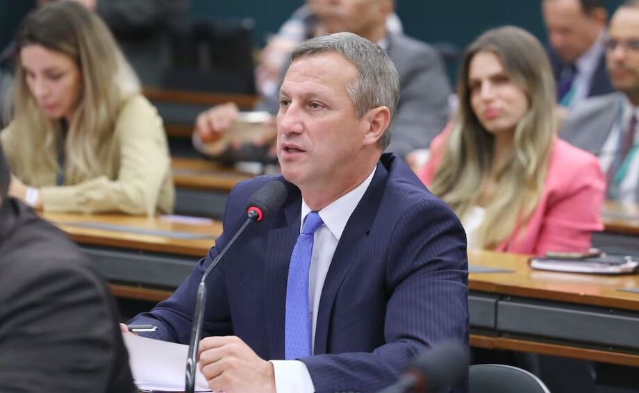 Sanderson é o autor do requerimento; deputado foi presidente da Comissão de Segurança em 2023