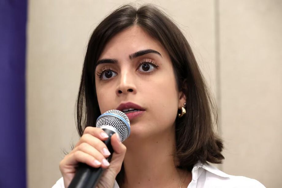Após a publicação, o partido de Nunes classificou a publicação feita por Tabata Amaral como juvenil e ilegal