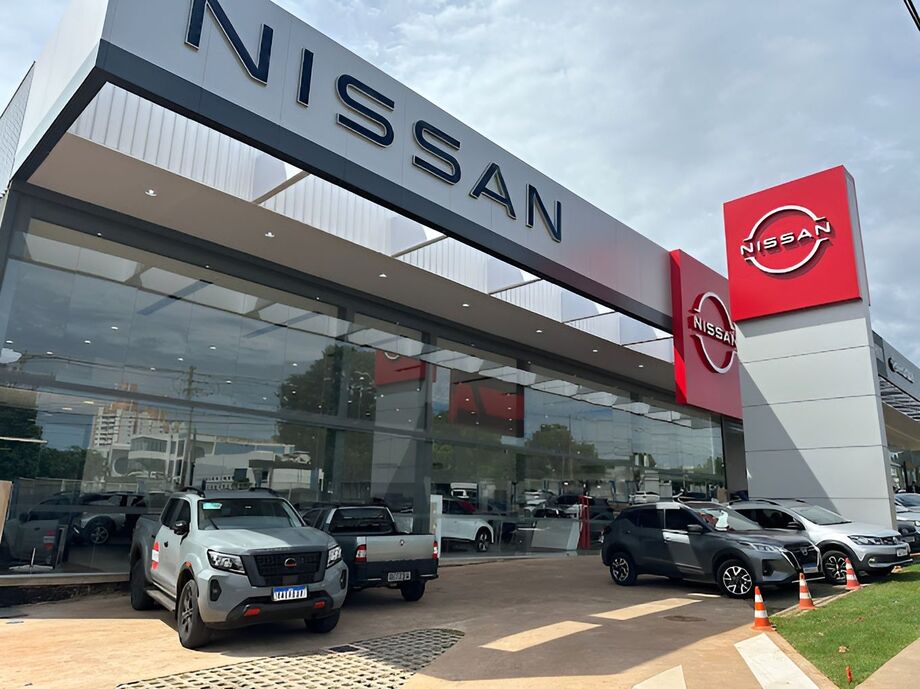 Localização estratégica: A concessionária está localizada na Avenida Ceará, 242, perto das instalações da Hyundai e BMW