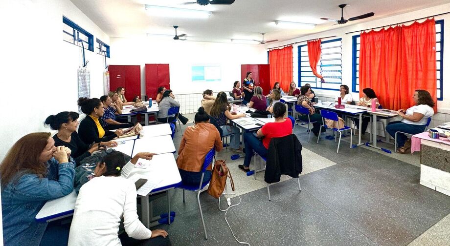 Formação Compromisso Nacional Criança Alfabetizada reúne mais de 2 mil professores regentes da REME