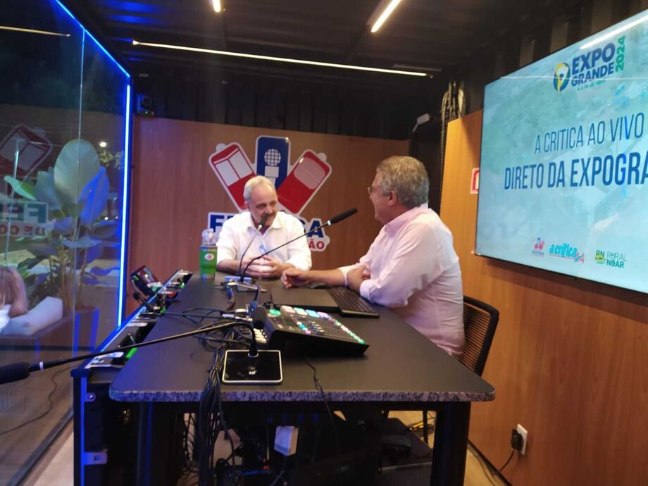 Aluízio Borges em entrevista ao jornalista Luiz Carlos Feitosa