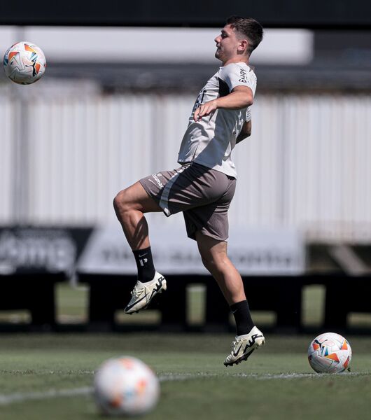 Corinthians fecha preparação para visitar Argentinos Juniors