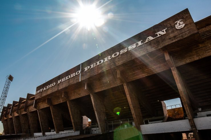 Estádio Morenão está em reforma desde 2022; obras serão acompanhadas por comissão de parlamentares estaduais