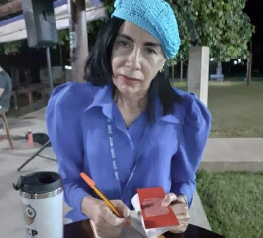 Escritora Goretti di Moura.