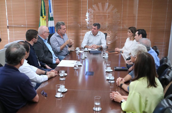 Governo de MS deve firmar parceria para superar escassez de água potável em aldeias do Estado