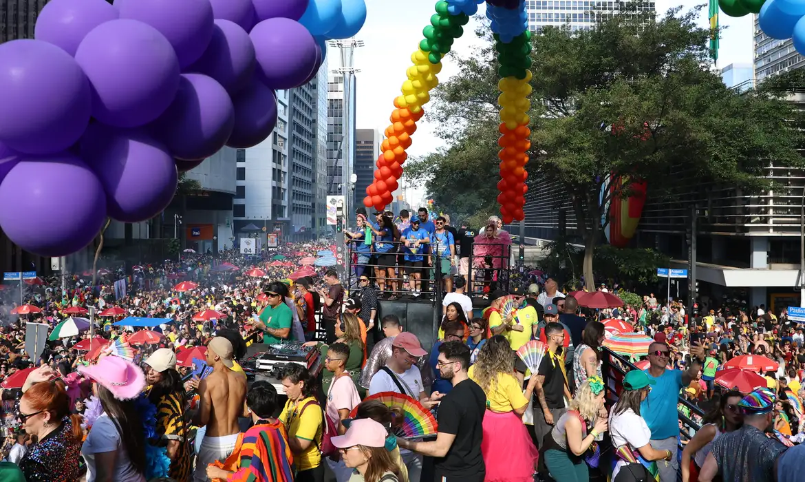 Parada do Orgulho LGBTQIA+