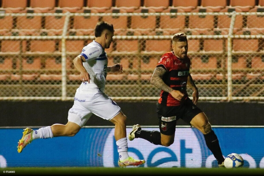 Paysandu supera Ituano fora de casa em 'jogo maluco' de oito gols na Série B