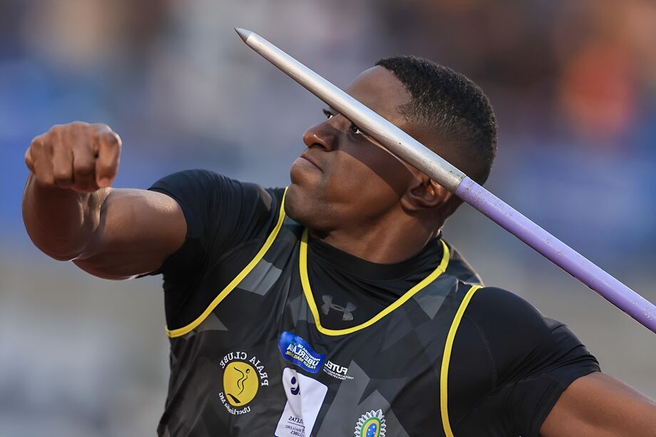 Com o resultado, Luiz Maurício também faturou a medalha de ouro na prova de lançamento de dardo.