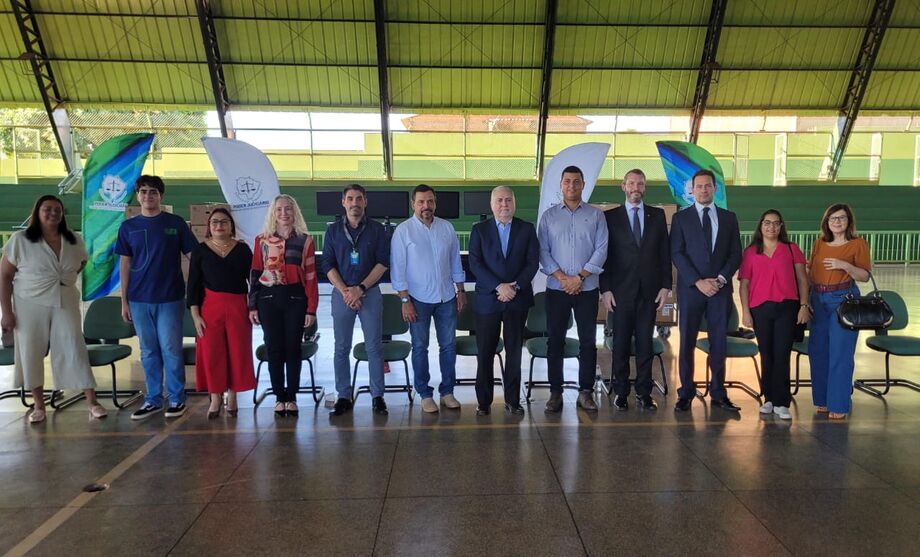 Escola das Moreninhas vai implantar sala de informática com a doação de 90 computadores do TJMS