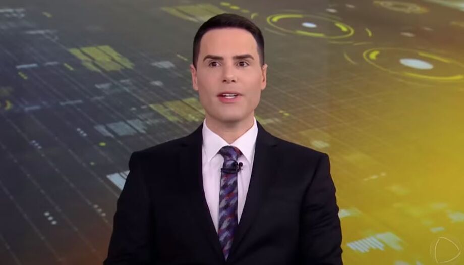 Luiz Bacci durante apresentação do 'Cidade Alerta', da Record
