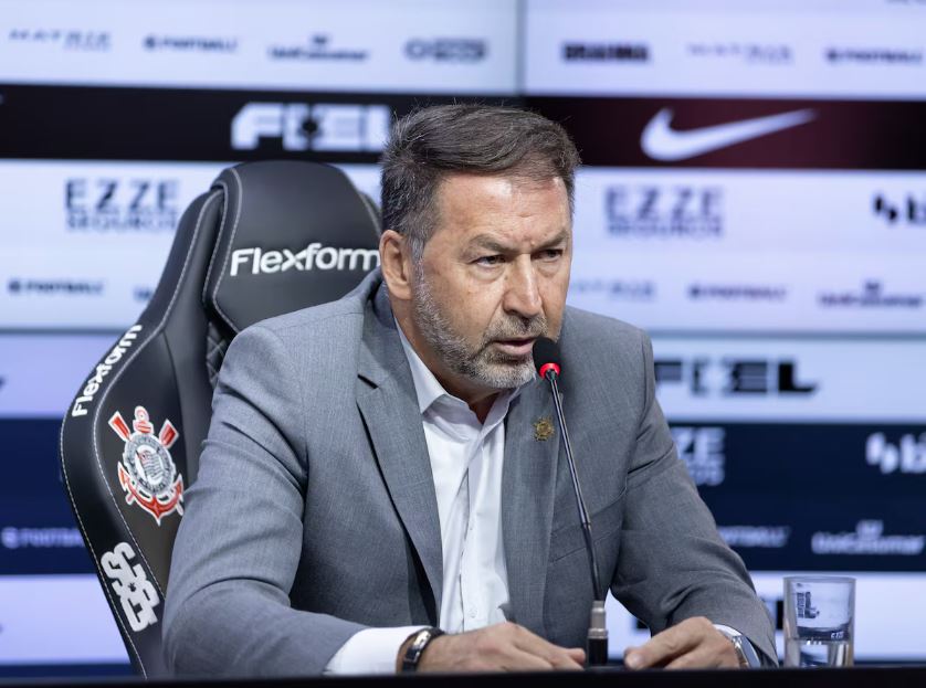 Augusto Melo, presidente do Corinthians, em entrevista coletiva nesta segunda-feira