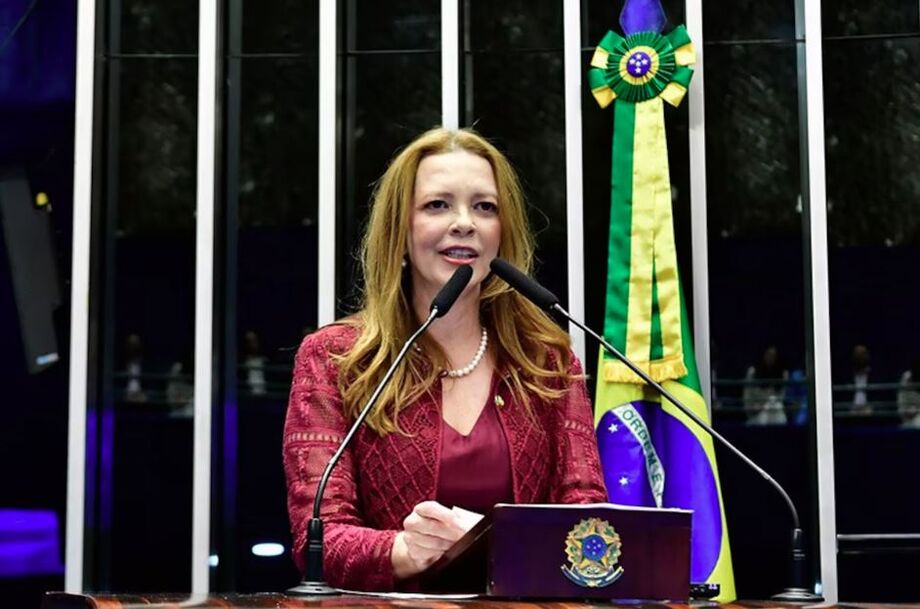 Janaína Farias, suplente de Camilo Santana, substitui Augusta Brito no Senado