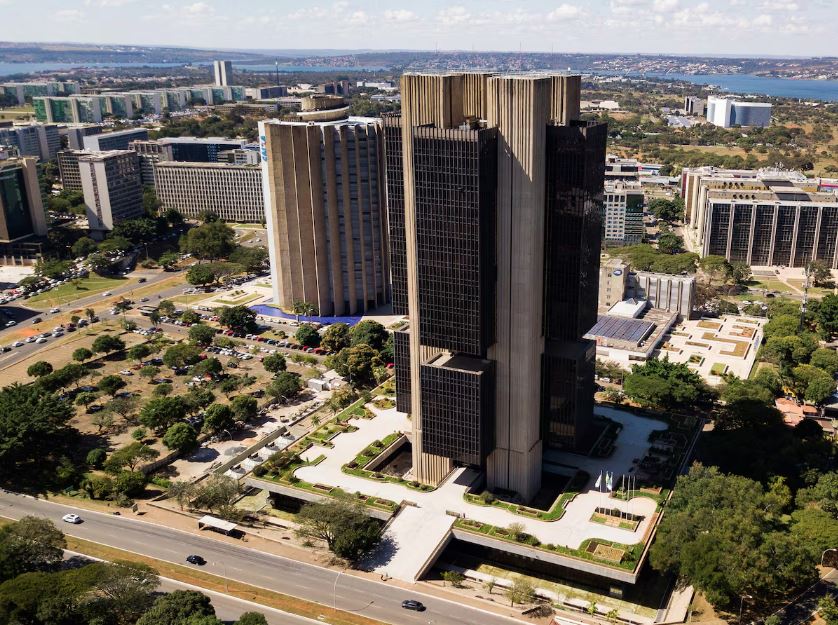 Racha entre diretores na reunião de maio levantou suspeitas de que poderia haver uma divisão política dentro do Copom e gerou ruídos no mercado