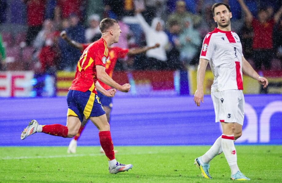 Espanha leva susto, mas vira sobre azarão e vai enfrentar a Alemanha nas quartas da Eurocopa