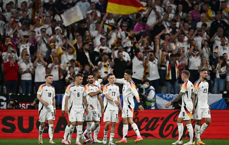 Alemanha atuou na estreia como se fosse o único time em campo