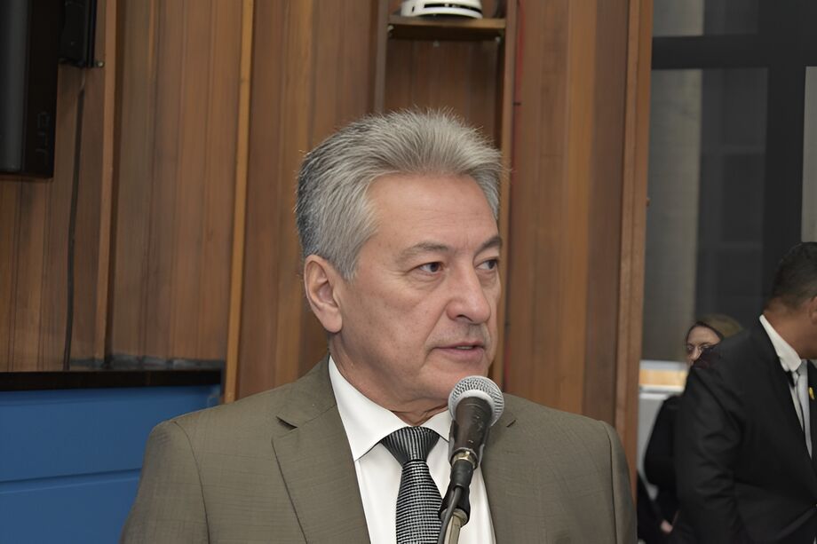 Hashioka destacou que o crescimento da localidade, devido à instalação de empresas de grande porte, aumentou o número de trabalhadores nas fazendas, sítios e assentamentos, resultando em uma maior demanda por atendimento de saúde.