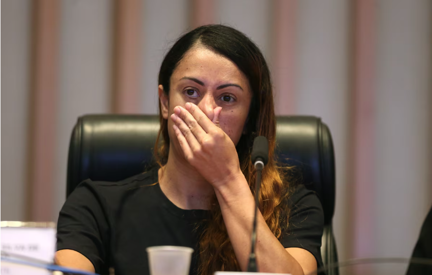 A apoidora do ex-presidente da República Jair Messias Bolsonaro ( PL) Ana Priscila Azevedo em depoimento na Comissão Parlamentar de Inquérito CPI dos Atos Antidemocráticos da Câmara Legislativa do Distrito Federal ( CLDF).