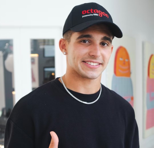 Davi Belfort, aspirante à NFL, fecha com agência de Ronaldo Fenômeno.