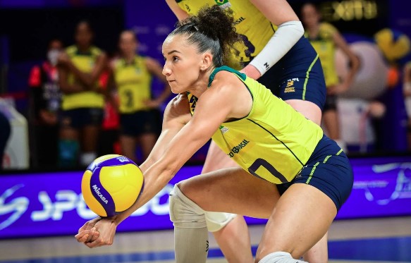 Gabi, capitã da seleção brasileira de vôlei feminino