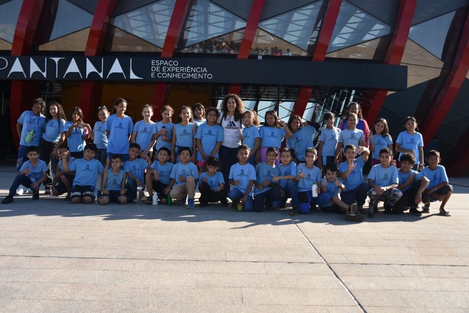 Alunos de escola no Noroeste visitam Bioparque Pantanal