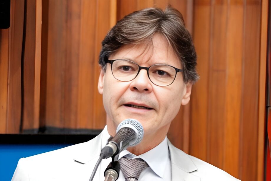 Paulo Duarte: Um dos consumidores recebeu mais de 24 chamadas no período de uma hora. Tem lei contra isso e não é obedecida.