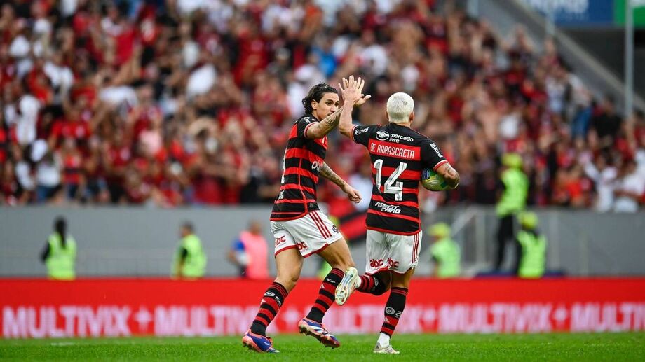 Gabriel decide em pênalti incomum e Flamengo vence o Criciúma de virada em Brasília