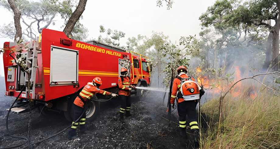 Bombeiros de Mato Grosso do Sul combatem incêndios há 153 dias no Pantanal, com aumento de 148,7% na área queimada em relação a 2020
