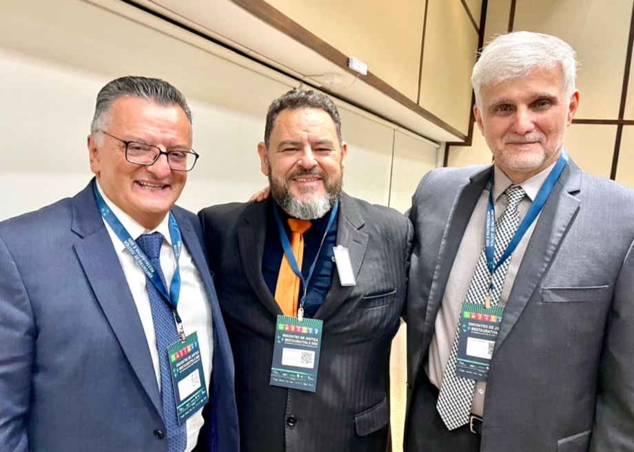 Desembargadores do TJMS participam de encontro sobre Justiça Restaurativa e ODS no Paraná