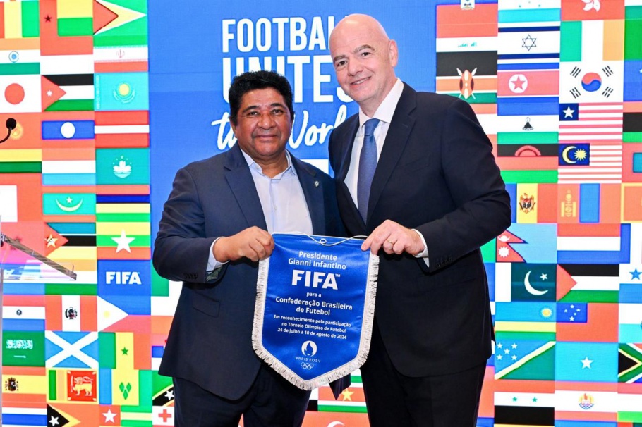 Presidente da CBF inicia série de reuniões com a Fifa em Paris: 'Projetos estratégicos'