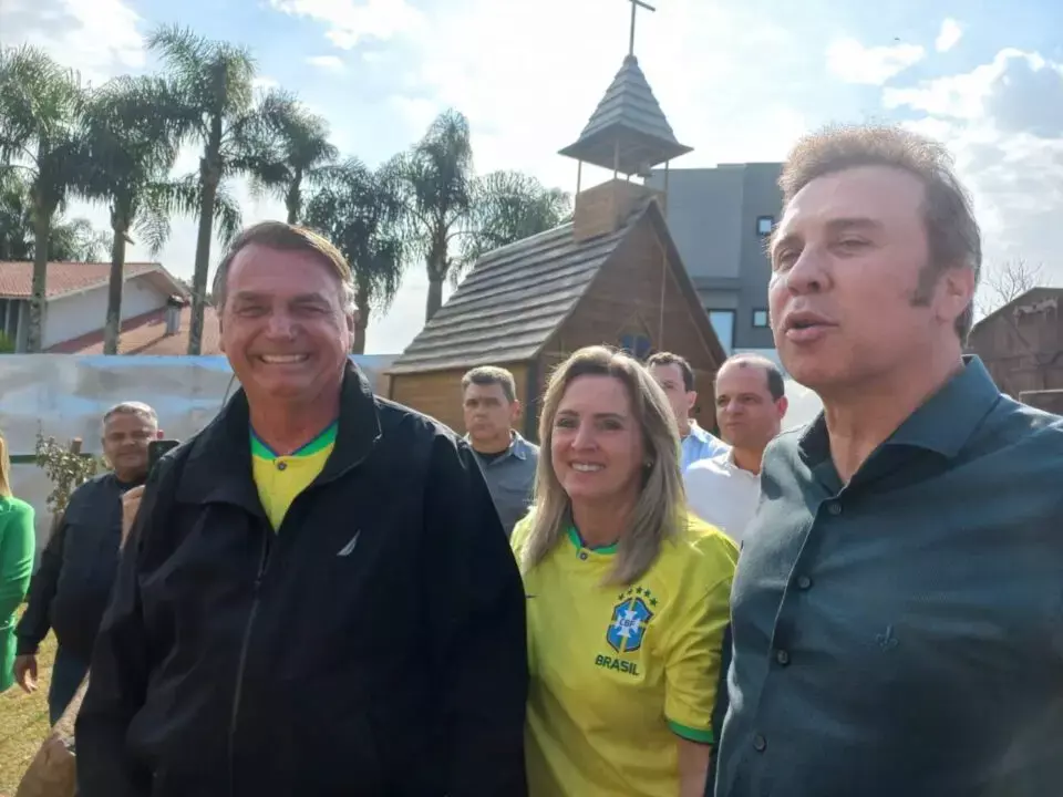 Bolsonaro e Feltrin durante evento na cidade de Farroupilha (RS).