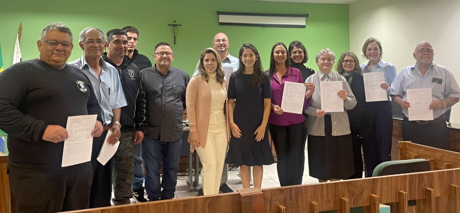 Na tarde da última terça-feira (30) foi realizada a solenidade de entrega dos recursos para as entidades no Plenário do Tribunal do Júri, no Fórum de Caarapó.