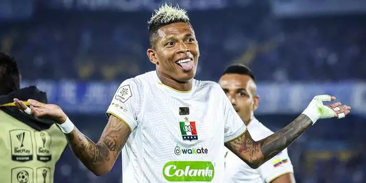 Billy Arce já jogou na Inglaterra, mas estava no Once Caldas, da Colômbia