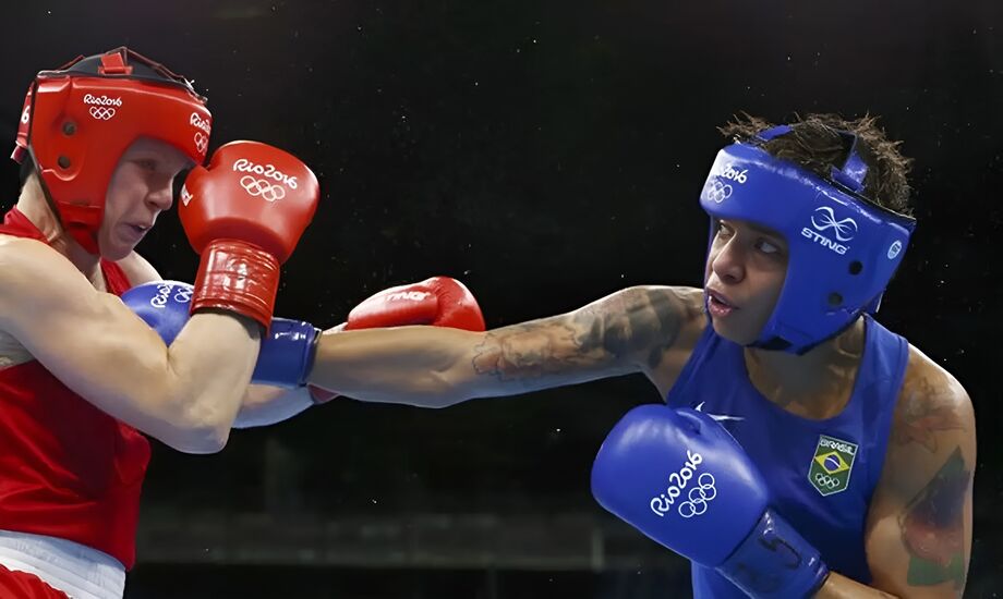 Enquanto no profissionalismo os atletas pesam 24 ou 36 horas antes de um combate, os lutadores olímpicos podem subir na balança com apenas quatro horas de antecedência do seu duelo