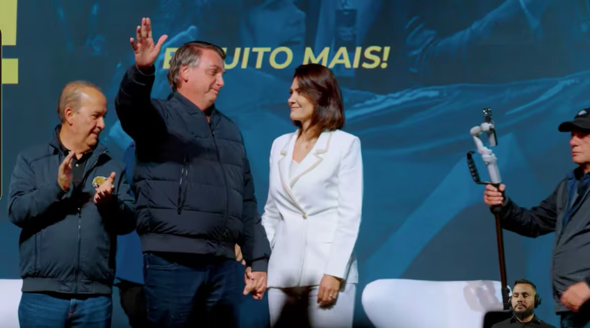 Foi o primeiro pronunciamento público de Bolsonaro desde que foi indiciado pela PF na quinta-feira, 4.