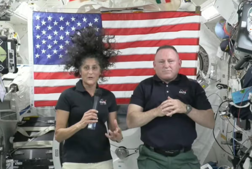 Os pilotos de teste da Nasa Butch Wilmore e Suni Williams foram lançados a bordo da nova cápsula Starliner da Boeing no início do mês passado.