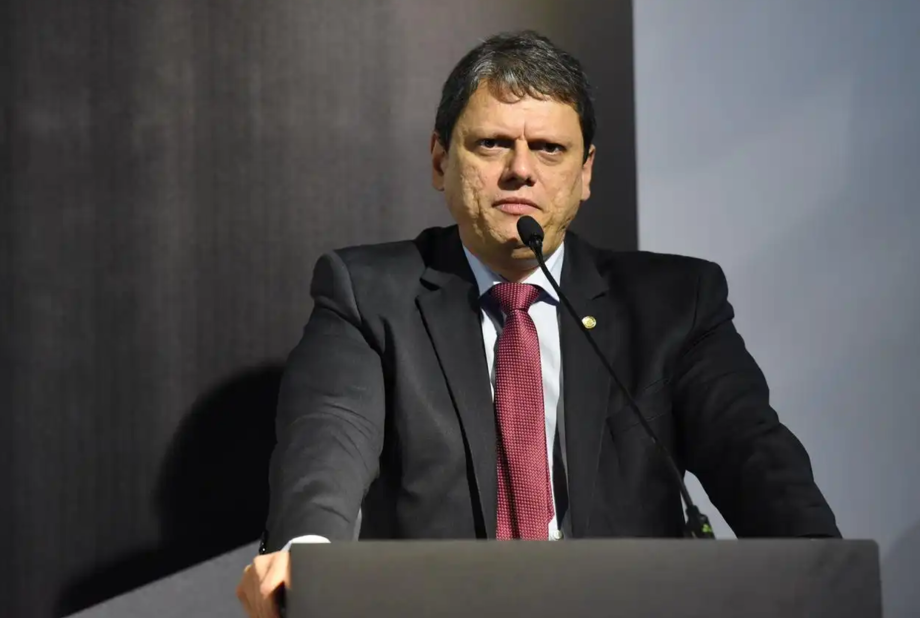 Tarcísio de Freitas