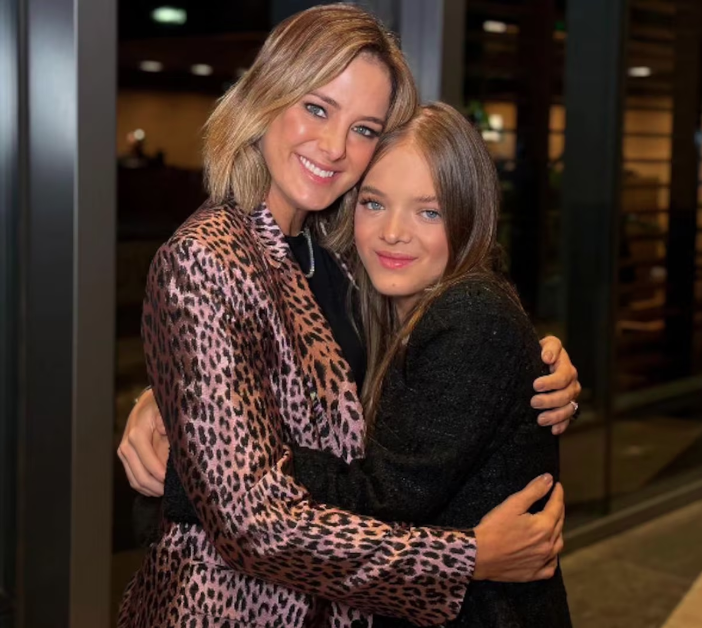Rafaella Justus recebe surpresa inesperada da mãe Ticiane em festa de 15 anos.