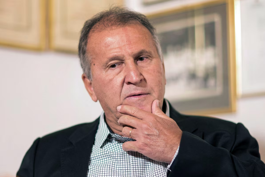 Zico foi assaltado em Paris, quando deixava o hotel que está hospedado para as Olimpíadas.
