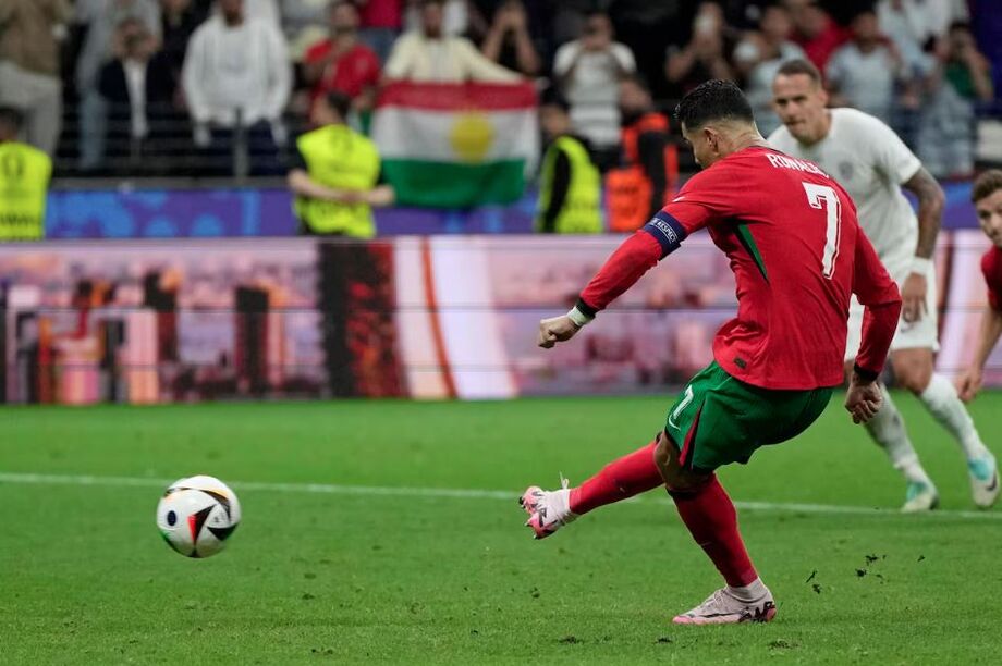 Cristiano Ronaldo perdeu cobrança na prorrogação, mas marcou na decisão por penalidades
